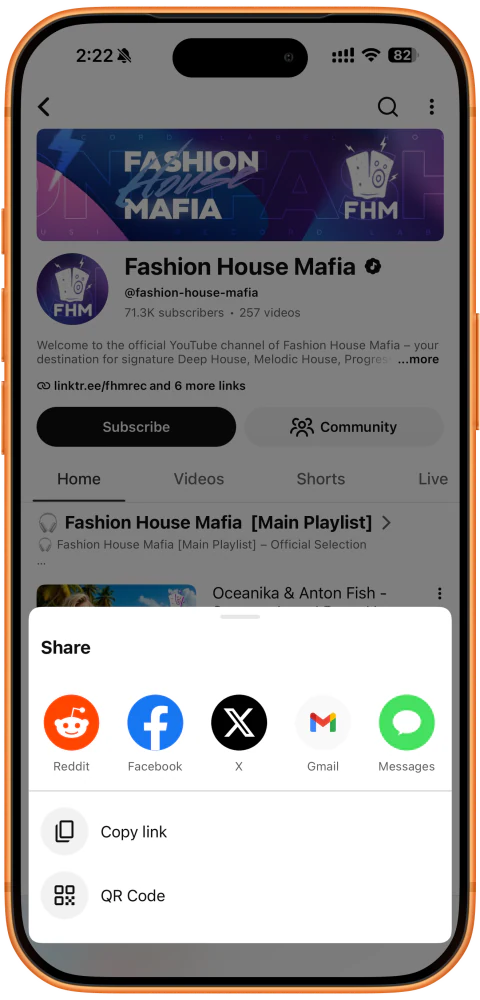 Copia el enlace del canal de YouTube desde el panel para compartir